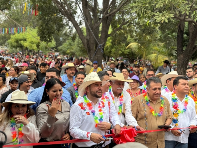 Revisan autoridades alternativas para la rehabilitación de la presa de Zicuirán: SADER 
