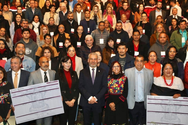 ¡No más venta de plazas! De forma directa, Ramírez Bedolla entrega primeras 5 mil bases a docentes
