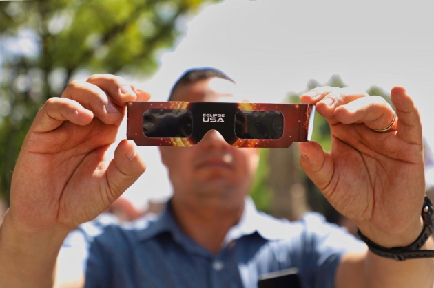 Sigue estas recomendaciones de la SSM para ver de forma segura el eclipse solar 