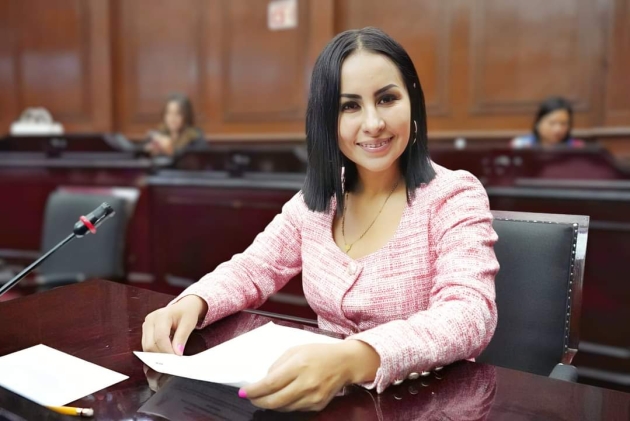 En salud, es fundamental que las mujeres trasciendan el síndrome de Wendy: Gloria Tapia 