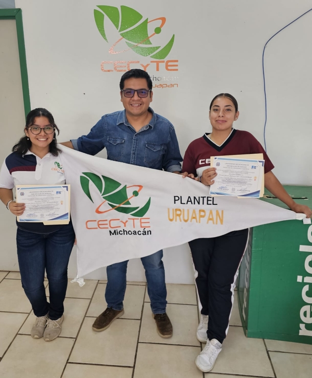 Alumnas del Cecytem crean traductor purépecha y ganan Congreso Internacional  