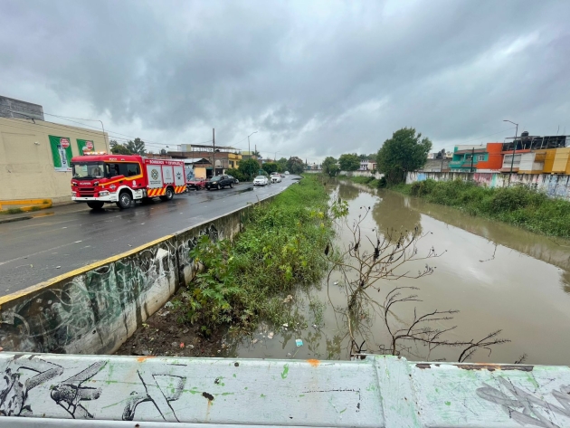 Protección Civil estatal monitorea desfogue de la presa de Cointzio 