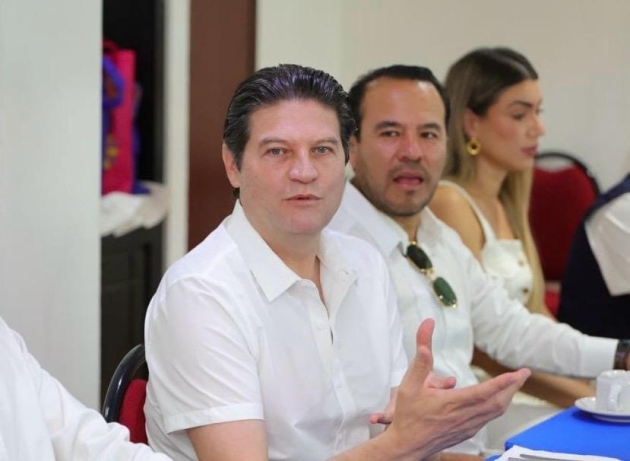 Promueve Alfonso Martínez, mayor inversión para el desarrollo 