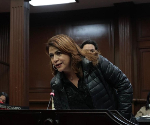 Simplificación orgánica acaba con burocracia dorada: Fabiola Alanís 