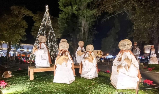 Tlahualiles y Danza de los Viejitos, plasmados en el Nacimiento Monumental de Pátzcuaro: SECTUR Michoacán 