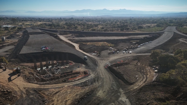 Gobierno estatal construye segundo anillo periférico de Morelia; registra 32 % de avance 