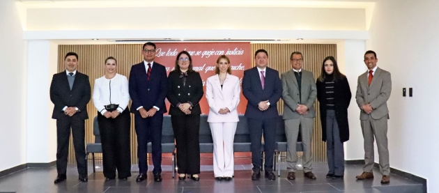 Toma protesta primera magistrada presidenta del TAAM 
