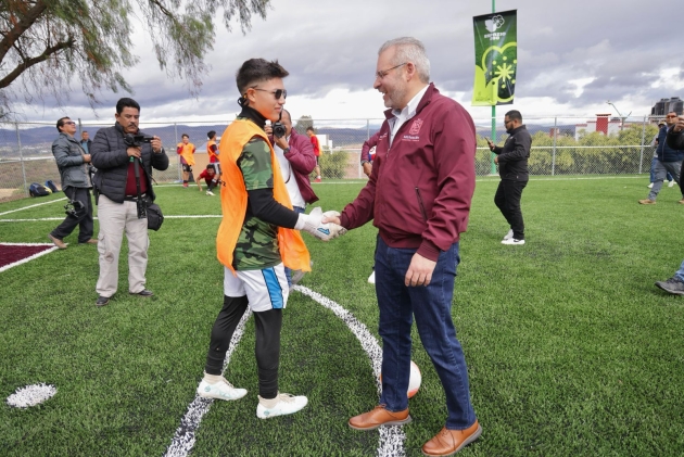 Para la prevención del delito, inaugura Ramírez Bedolla cancha en Tarímbaro 