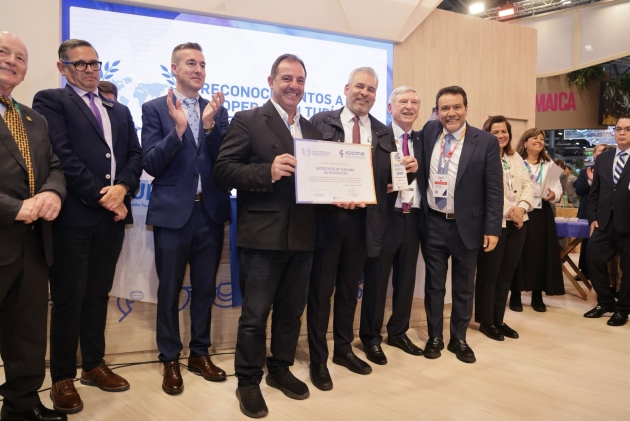 Entrega ONU reconocimiento por tradición de Noche de Muertos 
