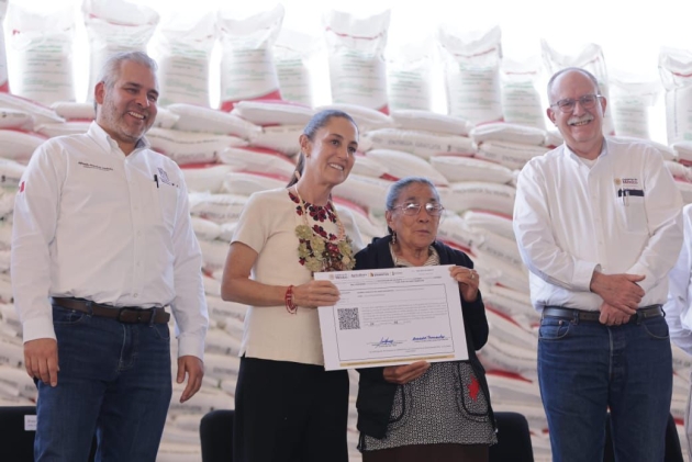 Fertilizante para el Campo Un Derecho Constitucional con Claudia Sheinbaum: Ramírez Bedolla  