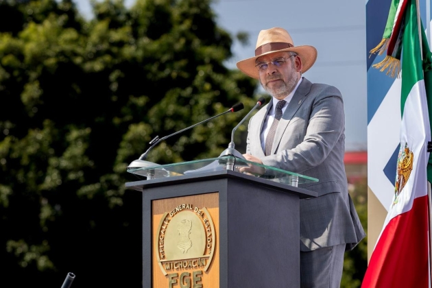 En Michoacán se tienen que erradicar las máquinas tragamonedas: Ramírez Bedolla 