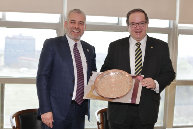 Reafirman Bedolla y rector de la UNAM colaboración para el desarrollo 