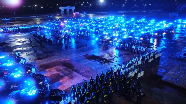Se Refuerza a la Policía de Morelia; se entregan  100 patrullas al municipio