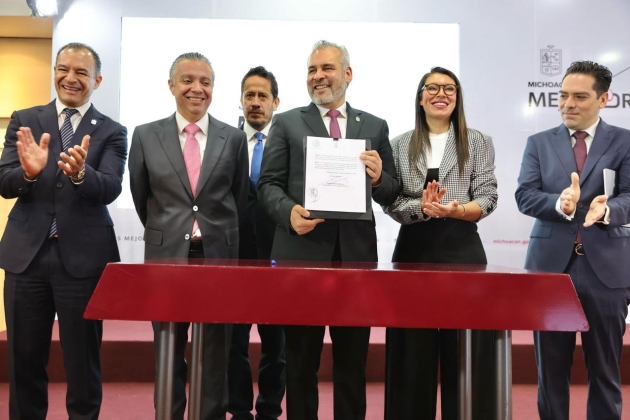 Va reforma constitucional para Gobierno Digital y simplificar trámites: Ramírez Bedolla 