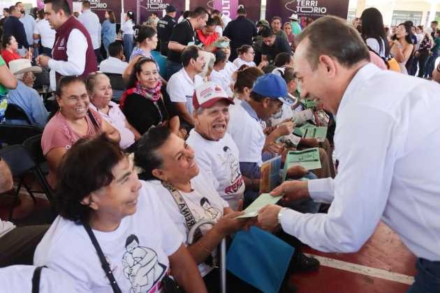 Más de 5 mil michoacanos han vuelto a abrazar a sus familias con entrega de visas 