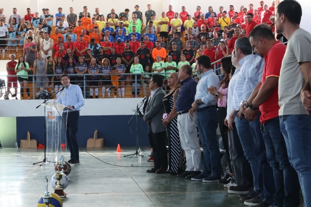 Inaugura Alfonso Martínez juegos deportivos del SIDEMM 
