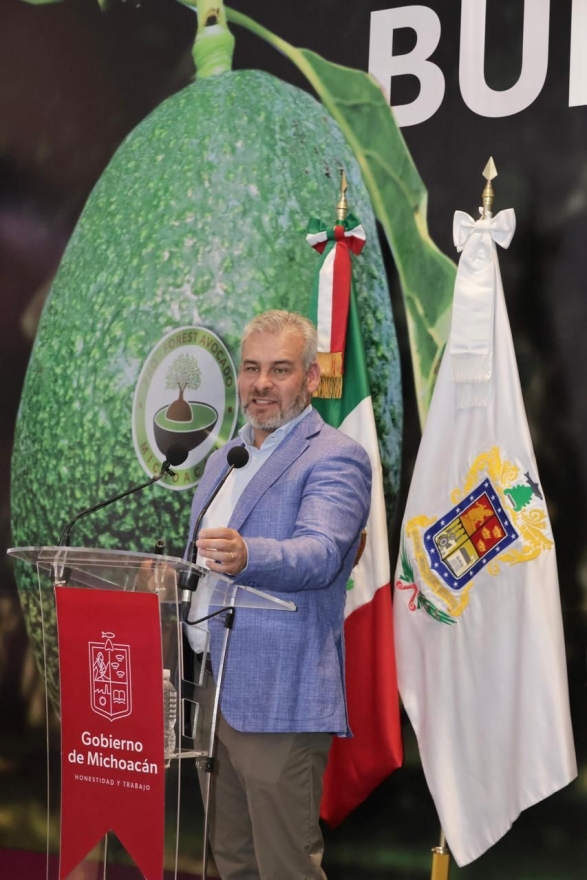 Michoacán consolida liderazgo en exportaciones agrícolas: Ramírez Bedolla 