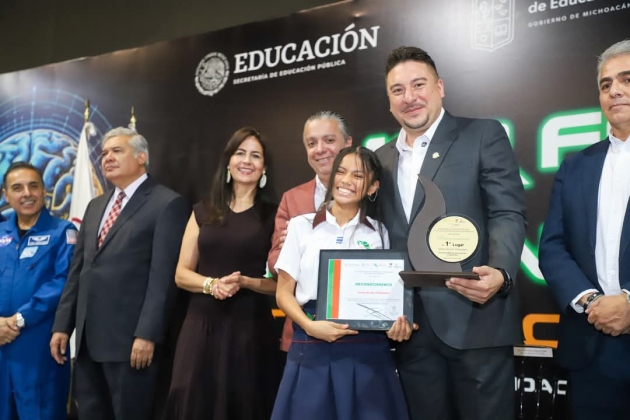 Michoacán recibe reconocimiento Academia del Año: SEE 