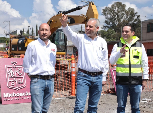 Invertidos en Michoacán más de 30 mil mdp en obras de infraestructura: Ramírez Bedolla 