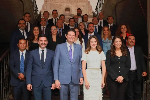 El Alcalde de Morelia Alfonso Martínez entrega  su Primer Informe de Gobierno ante el  Cabildo del Municipio