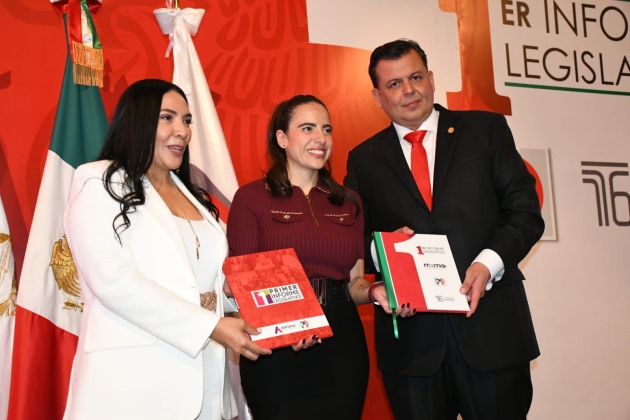 El  Diputado Guillermo Valencia presenta su Primer Informe de Trabajo Legislativo en el Congreso del Estado 