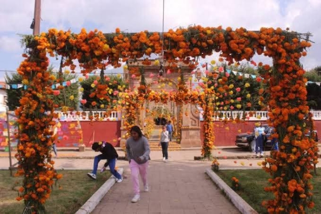 Cuanajo anuncia programa para la celebración de Noche de Muertos 