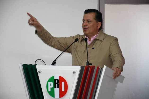 Tuvo que costarle la vida a Carlos Manzo para que García Harfuch viniera a Uruapan: Memo Valencia 