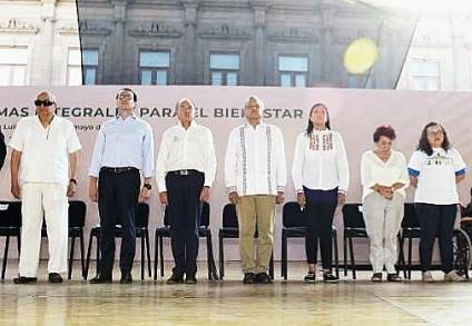 AMLO pide un minuto de silencio por desplome de Helicóptero de la SEMAR en la Sierra Gorda