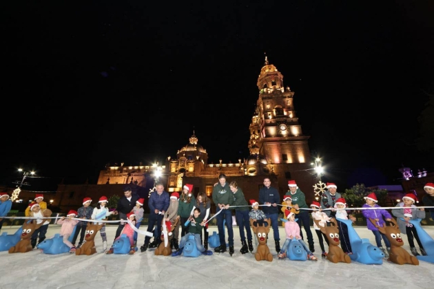 Espectacular iluminación e inicio de fiestas decembrinas en Morelia 