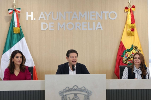 Refrenda Alfonso Martínez su compromiso con la transparencia y rendición de cuentas 