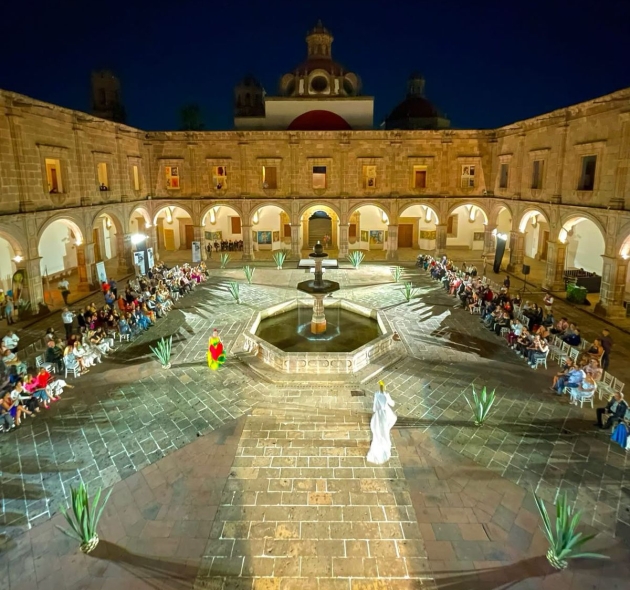 Festival Internacional de Moda, Arte y Cultura (FIMAC)  Encuentro fantástico de Alta Costura 