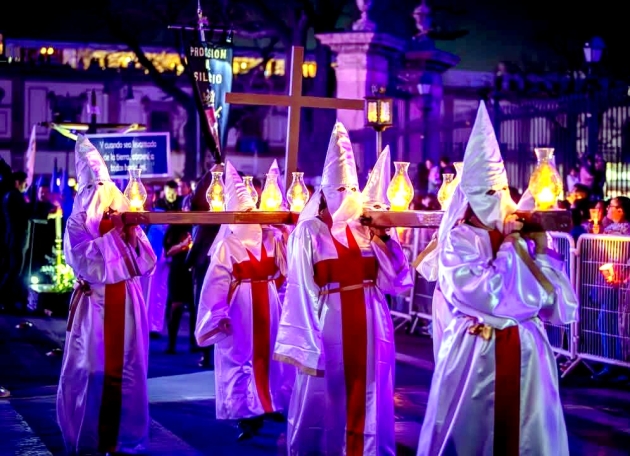 Cierra programa de Semana Santa en Morelia con espectacular Procesión del Silencio 