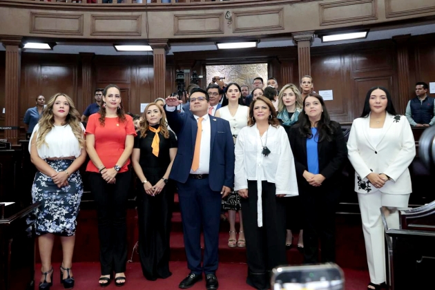 Toño Carreño Sosa rindió protesta como diputado de la LXXVI Legislatura 