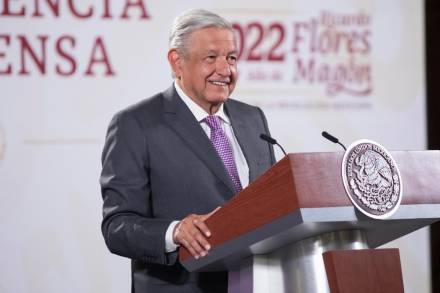 AMLO comparte con papa Francisco concepción sobre la paz; estrategia de seguridad no cambiará, afirma 