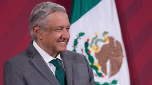 AMLO celebra participación de México en fase 3 de ensayo clínico de vacuna contra COVID-19