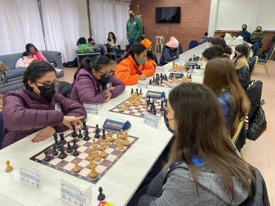 Ajedrecistas mexicanos brillan en Festival Panamericano en Uruguay 
