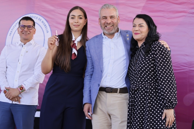 Entrega Bedolla autobús al ITM; destaca inversión educativa para el futuro 