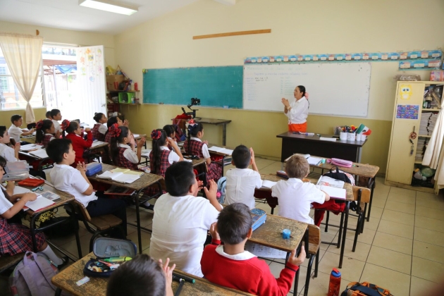 Con apego a la norma se han enviado más de 3 mil 300 docentes a escuelas: SEE 
