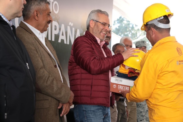 Con entrega de equipamiento, arranca campaña contra incendios 2024: Ramirez Bedolla 