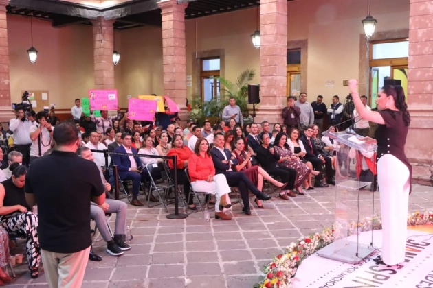 La Dip. Diana Espinoza Mercado presenta 29 iniciativas en el primer año legislativo 