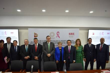 El Secretario de Relaciones Exteriores Marcelo Ebrard Casaubon se reúne con Gobernadores de Estados Fronterizos para tratar Temas Migratorios
