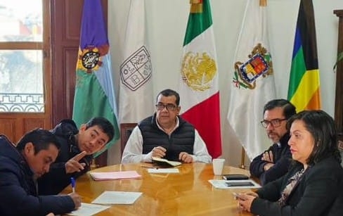 Diálogo y atención permanente a estudiantes de la Secundaria Felipe Carrillo: Elías Ibarra 