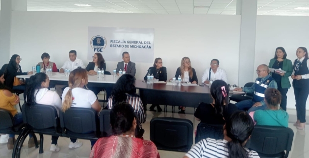 Sostiene FGE reunión de seguimiento con el Colectivo 