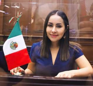 Necesario combatir el alza del consumo de alcohol en mujeres: Dip.  Gloria Tapia 
