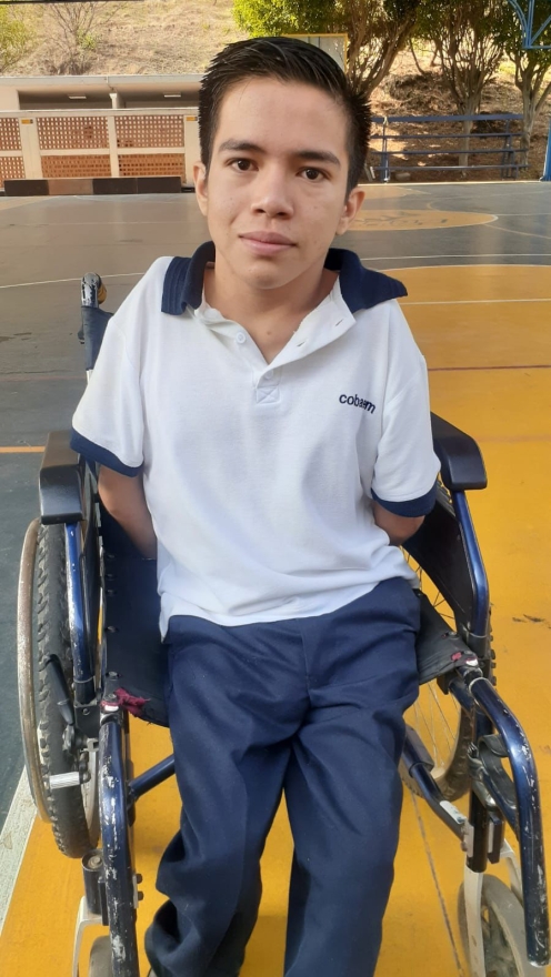 Estudiante destacado se alista para la 40 Jornada Estatal del Colegio de Bachilleres 