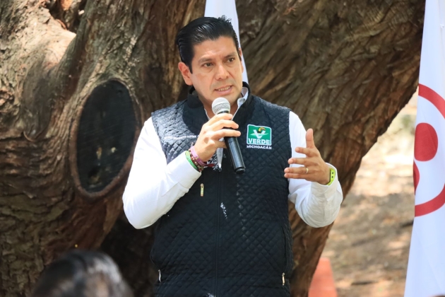 Resalta Ernesto Núñez interés de las juventudes en la política 