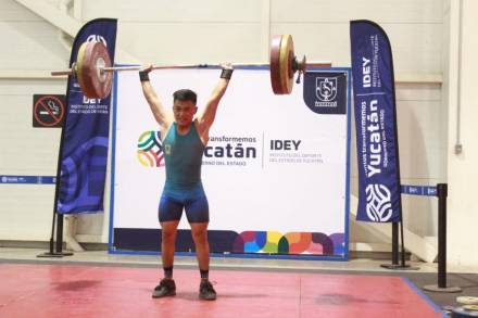 México se proclama campeón virtual de levantamiento de pesas 