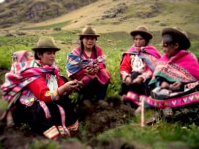 EMPODERAMIENTO DE LA MUJER RURAL O EN TODOS LOS EXTRACTOS SOCIALES Â¿ Cuanto falta Para Lograr Todas las Metas?
