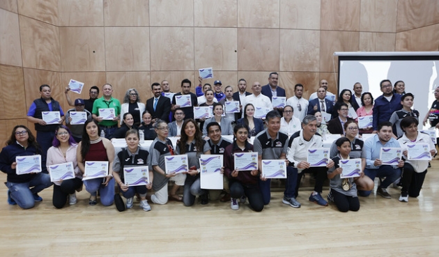 Con 82 albercas galardonadas, concluye exitosamente “Nado x mi corazón 2023 