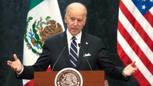 El plan migratorio de Biden es Insuficiente: La Opinión de Jorge Santibáñez  